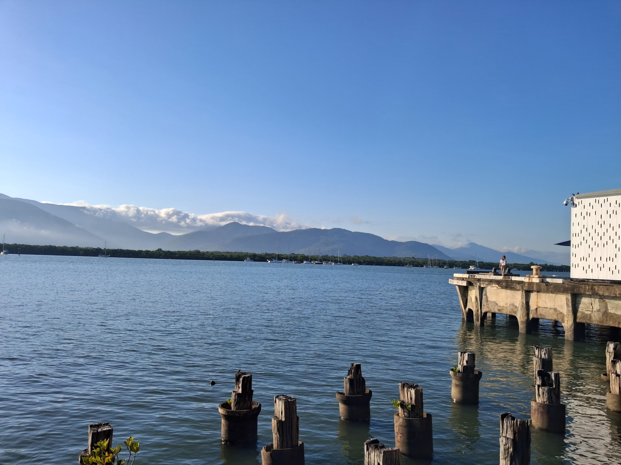 Cairns-jetty.jpg